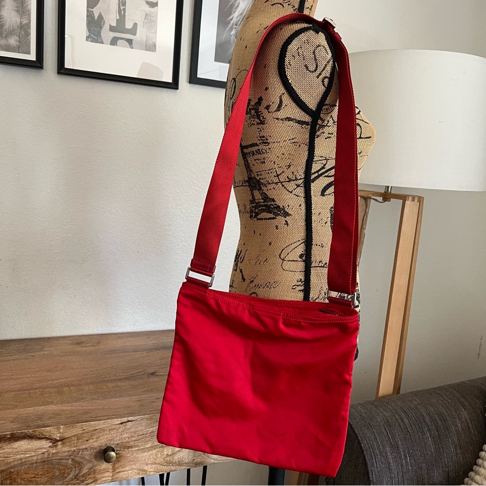 PRADA Tessuto Nylon Shoulder Bag Red Triangle Logo Plate Crossbody - Picture 2 of 16